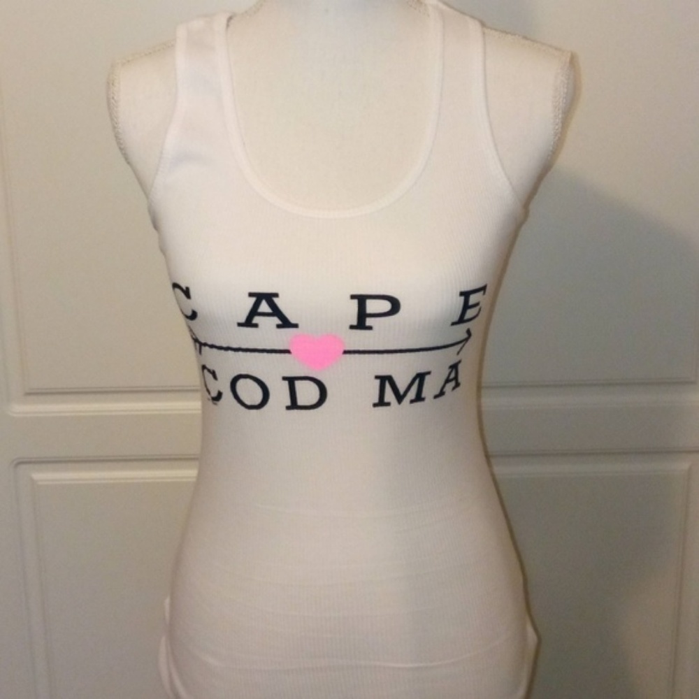 Love Cape Cod White Tank Size Small